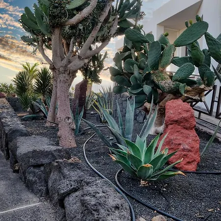 Casa Efesto - Private Pool, Air-Con And Bbq By Lanzarote Vacation Homes Dom wakacyjny Playa Blanca (Lanzarote)